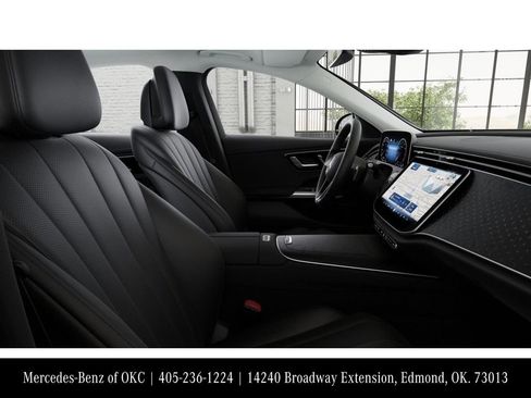 Used 2025 Mercedes-Benz E 350 Sedan image 4