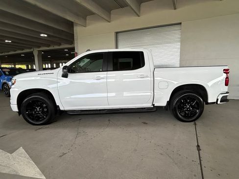 Used 2023 Chevrolet Silverado 1500 RST w/ Rally Edition RWD image 2