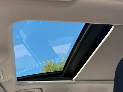 New 2026 Nissan Kicks SV w/ SV Premium Package FWD image 21