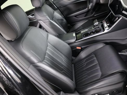 Used 2023 Audi S6 Prestige w/ Prestige Package image 41