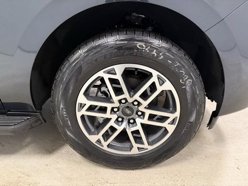 New 2026 Ford Expedition Max Active image 12