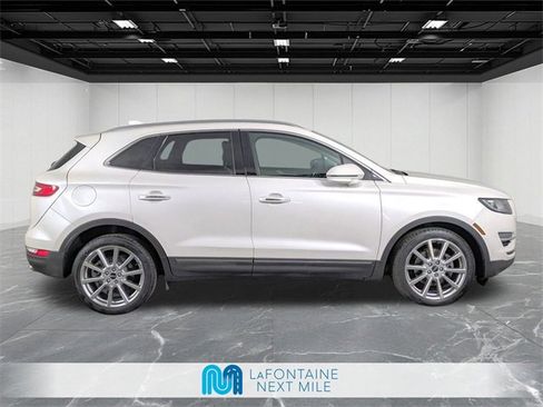 Used 2019 Lincoln MKC Reserve w/ MKC Climate Package image 6