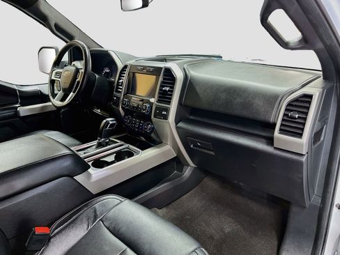 Used 2019 Ford F150 Lariat image 29