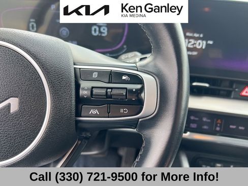 Certified 2024 Kia Sportage EX image 32