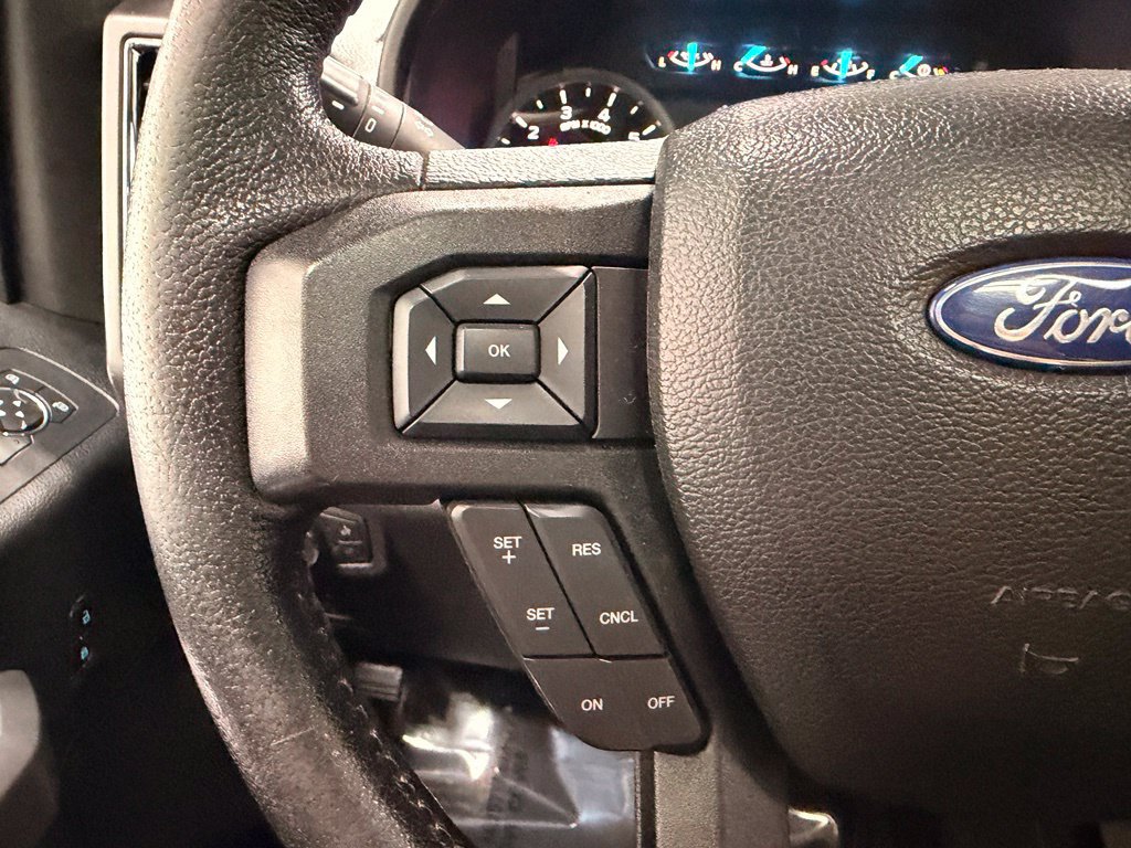 Used 2016 Ford F150 XLT w/ Equipment Group 302A Luxury AWD/4WD image 32