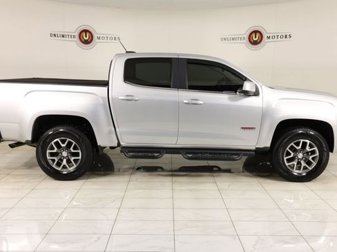 Used 2016 GMC Canyon SLE image 2