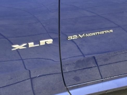 Used 2004 Cadillac XLR image 11