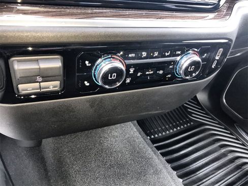 New 2026 GMC Sierra 1500 Elevation image 19