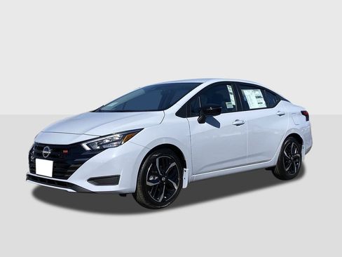 New 2025 Nissan Versa SR image 1
