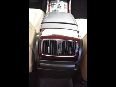 Used 2013 Hyundai Equus Ultimate image 31