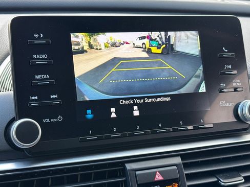 Used 2020 Honda Accord LX image 24