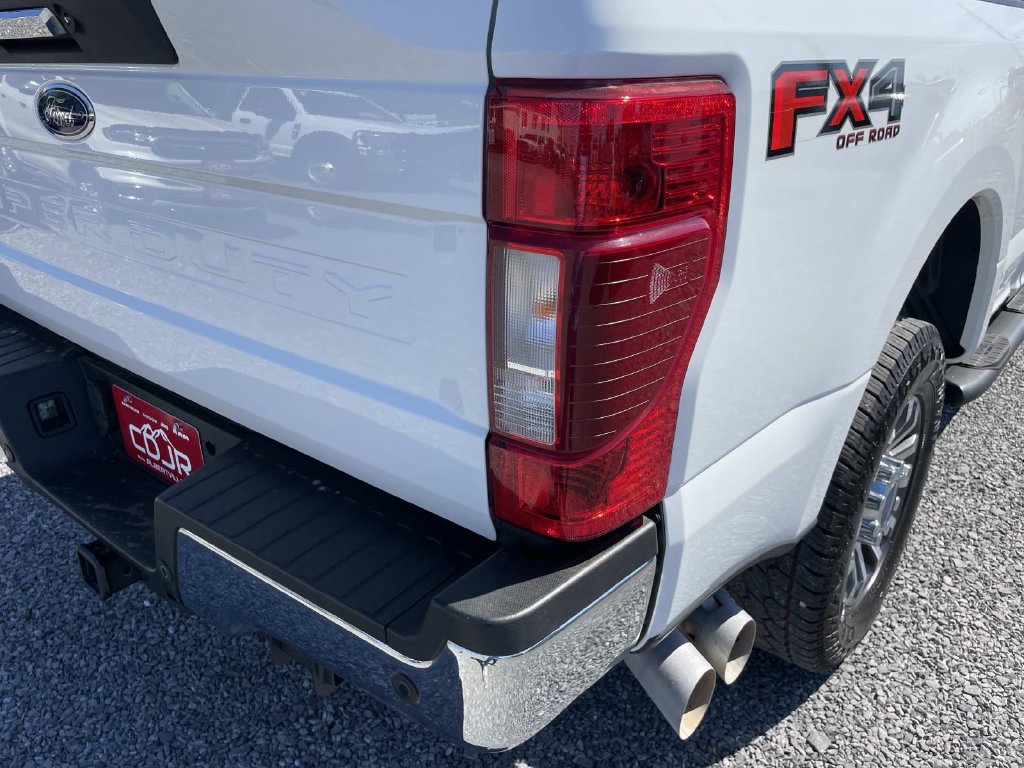 Used 2020 Ford F250 Lariat w/ Lariat Value Package AWD/4WD image 19