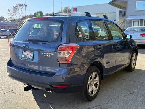 Used 2014 Subaru Forester 2.5i AWD/4WD image 7
