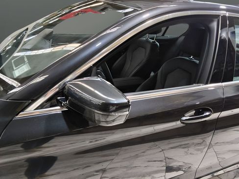 Used 2019 BMW 530i xDrive AWD/4WD image 11