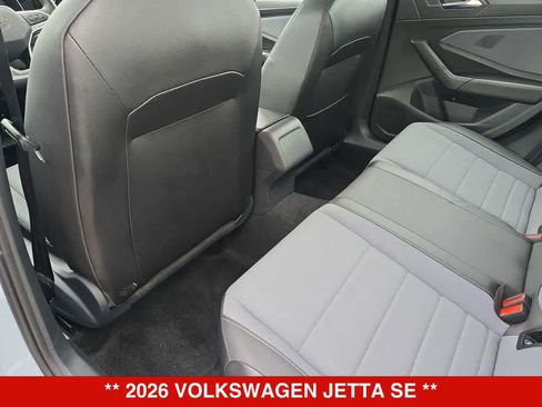 Used 2026 Volkswagen Jetta SE FWD image 17