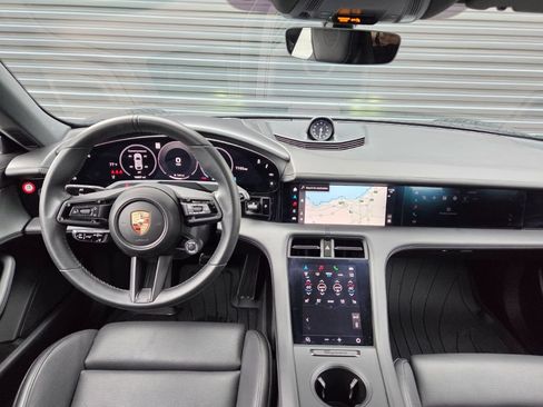 Certified 2025 Porsche Taycan 4S AWD/4WD image 8