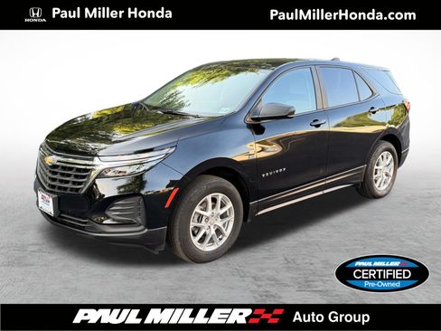Used 2024 Chevrolet Equinox LS w/ LS Convenience Package AWD/4WD image 1
