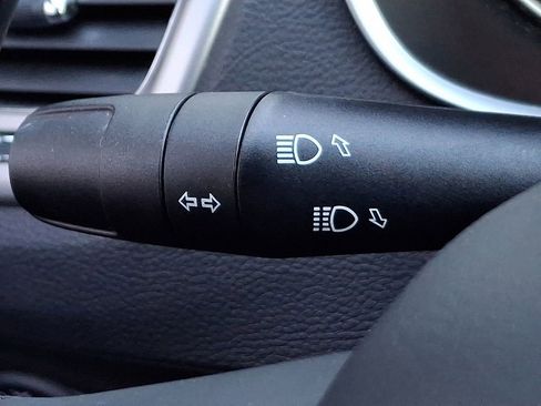 Used 2019 Jeep Compass Latitude image 24