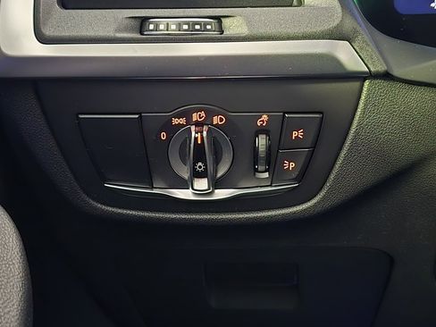 Used 2023 BMW X3 xDrive30i w/ Premium Package image 27