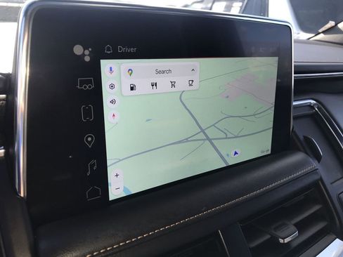 Used 2024 GMC Yukon AT4 w/ Technology Package image 18