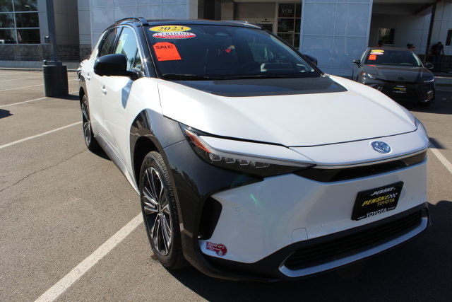 Certified 2023 Toyota bZ4X FWD w/ Weather Package image 2
