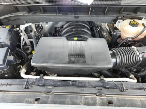 Used 2024 Chevrolet Silverado 1500 High Country w/ High Country Premium Package AWD/4WD image 32