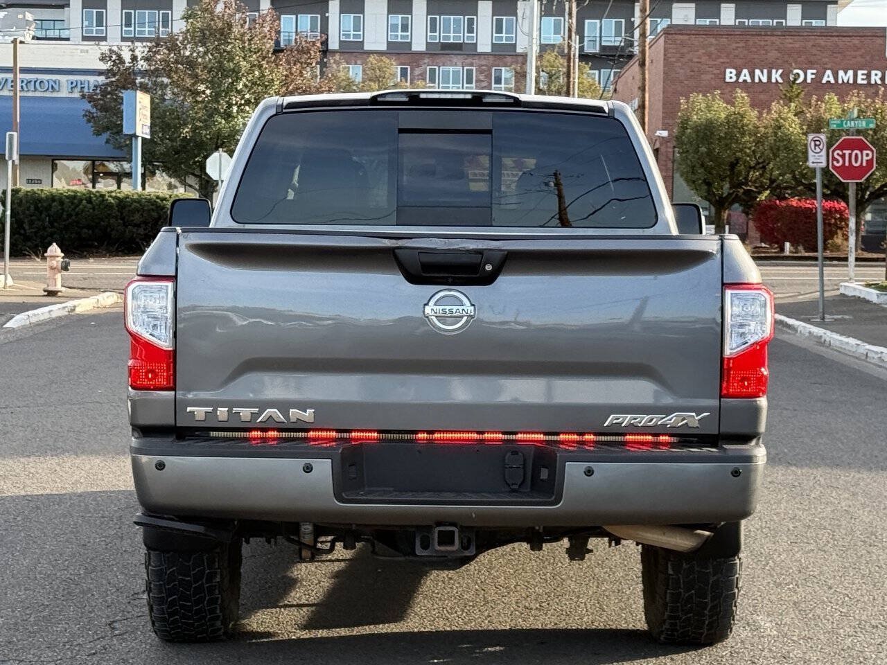 Used 2019 Nissan Titan PRO-4X w/ Pro-4x Convenience Package AWD/4WD image 7