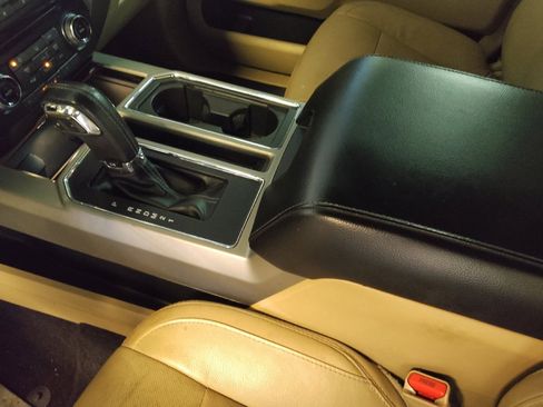 Used 2015 Ford F150 Lariat w/ Equipment Group 502A Luxury image 26