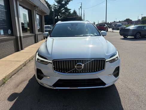 Used 2022 Volvo XC60 B5 Inscription w/ Advanced Package AWD/4WD image 8