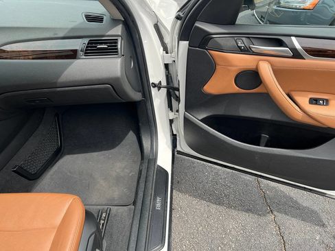 Used 2017 BMW X3 sDrive28i RWD image 24