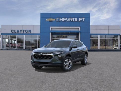 New 2026 Chevrolet Trax LS w/ LS Convenience Package image 28