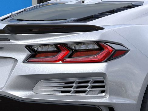 New 2026 Chevrolet Corvette E-Ray image 11