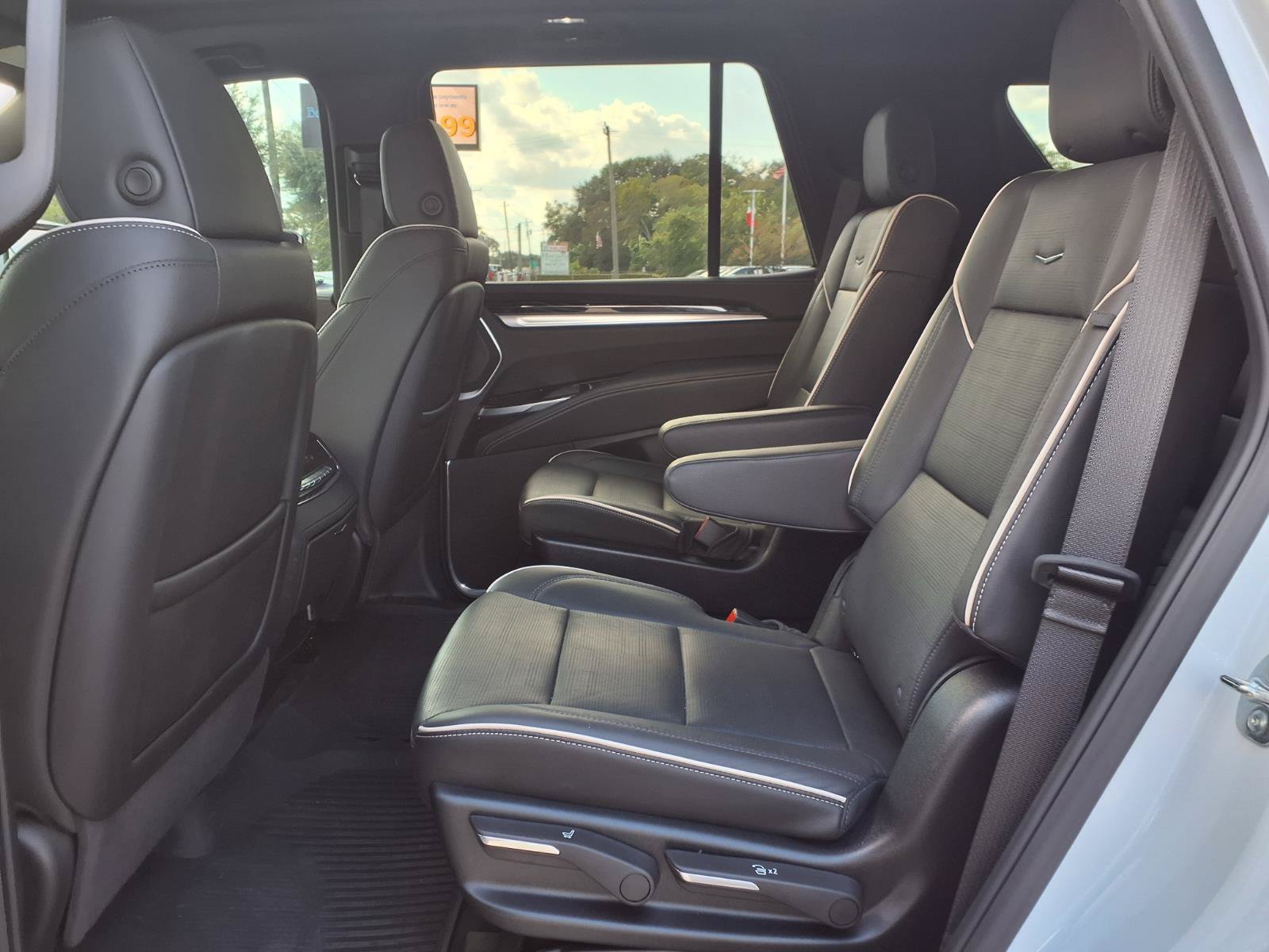 Used 2026 Cadillac Escalade Sport w/ LPO, ONYX Package AWD/4WD image 19