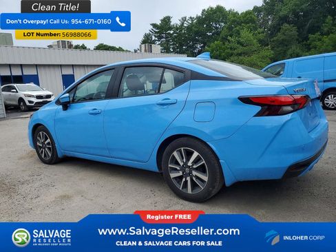 Used 2021 Nissan Versa SV FWD image 3
