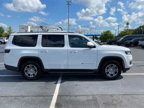 Used 2022 Jeep Wagoneer Series I w/ Convenience Group I RWD image 8