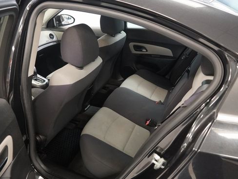 Used 2012 Chevrolet Cruze LS image 19