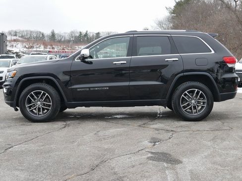 Used 2018 Jeep Grand Cherokee Limited image 3