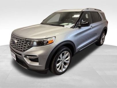 Used 2023 Ford Explorer Platinum w/ Technology Package