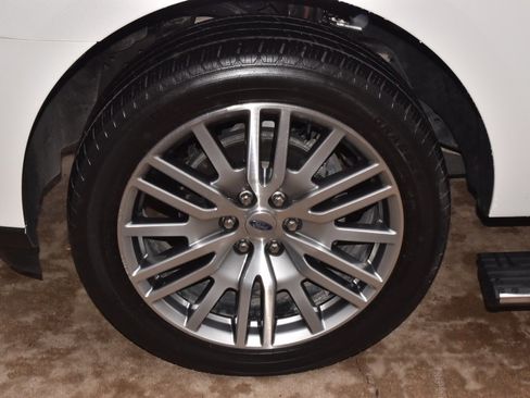 Used 2022 Ford Expedition Max Limited image 41