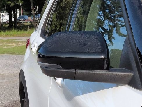 Used 2023 Ford Explorer Limited RWD image 12