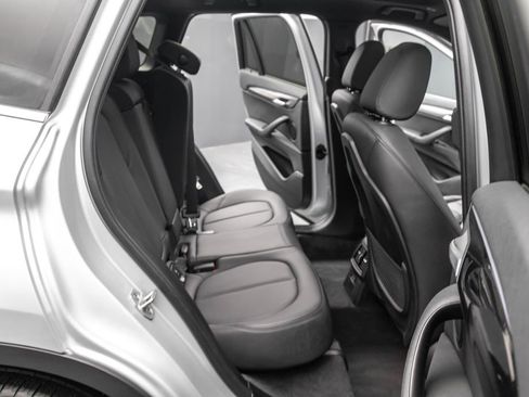 Used 2021 BMW X1 xDrive28i w/ Premium Package image 27