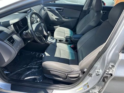 Used 2012 Hyundai Elantra Limited FWD image 9