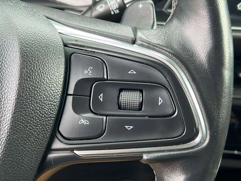 Used 2023 Buick Envision Preferred image 22