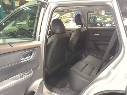 Used 2023 Nissan Rogue SV w/ SV Premium B Package AWD/4WD image 12