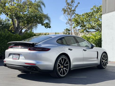 Used 2018 Porsche Panamera 4S AWD/4WD image 9