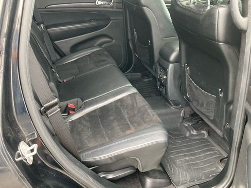 Used 2018 Jeep Grand Cherokee Altitude image 15