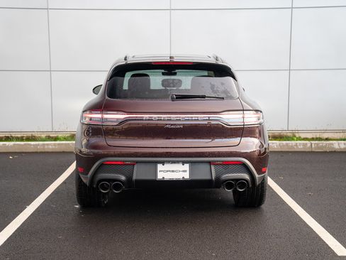 New 2026 Porsche Macan image 7
