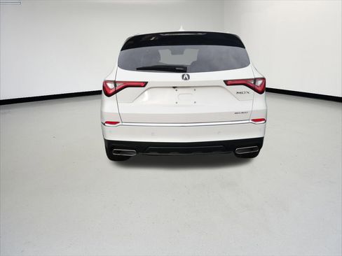 Used 2023 Acura MDX SH-AWD w/ Advance Package image 4