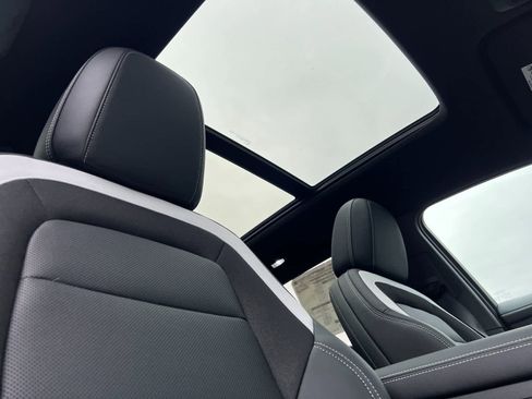 New 2026 Chevrolet Blazer EV LT image 16