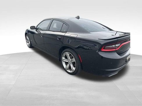 Used 2016 Dodge Charger R/T w/ Driver Confidence Group image 5